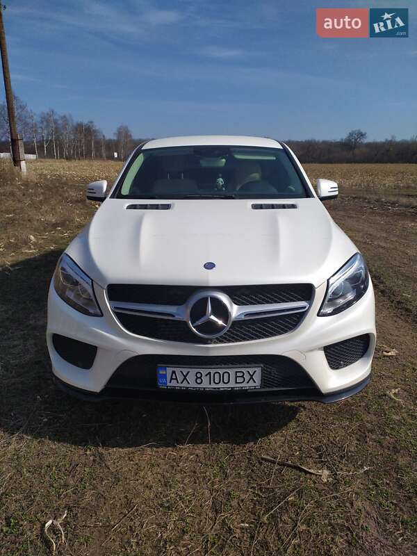Mercedes-benz Gle-class (2016)