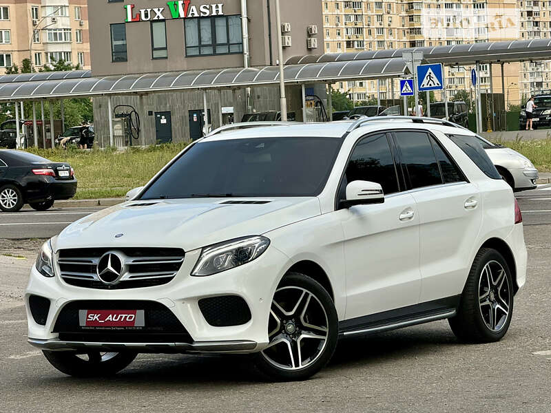 Mercedes-benz Gle-class (2015)