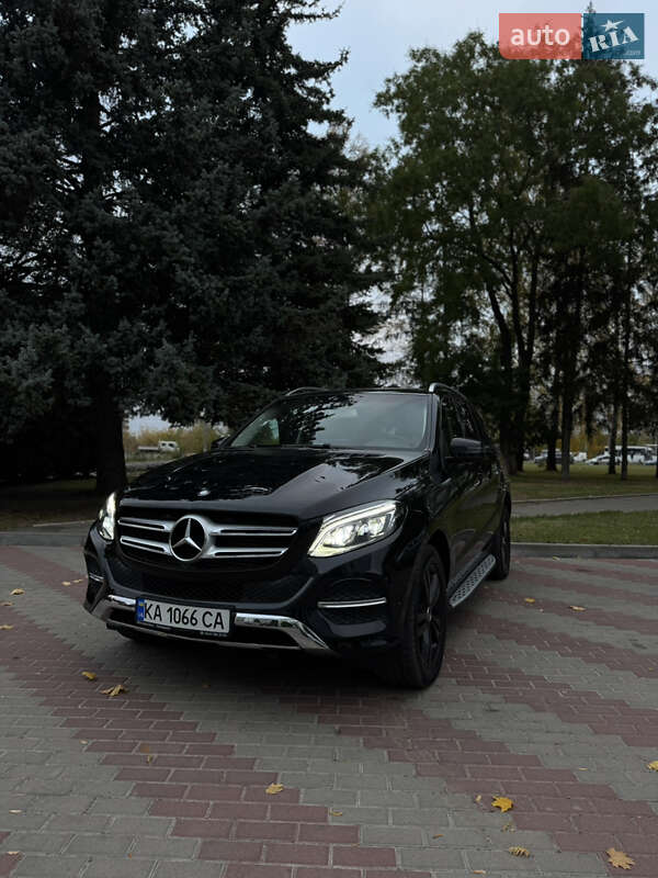 Mercedes-benz Gle-class (2016)