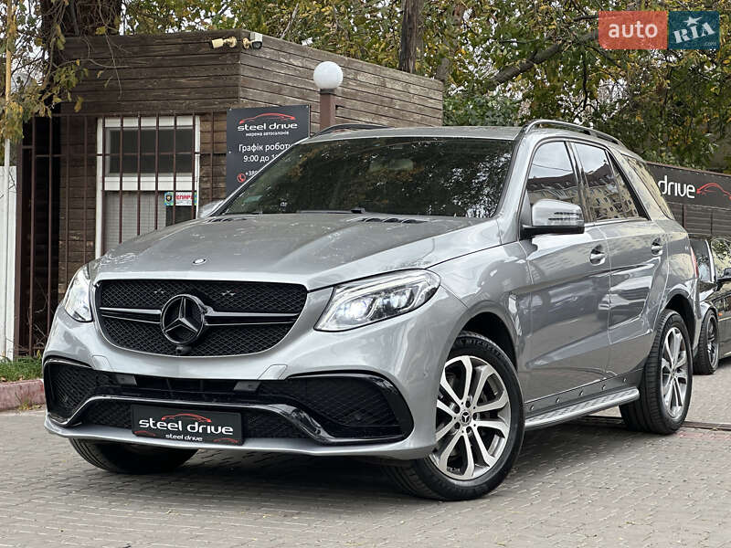 Mercedes-benz Gle-class (2016)