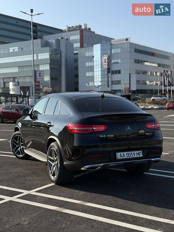 Mercedes-benz Gle-class (2016)