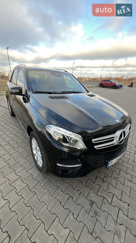Mercedes-benz Gle-class (2017)