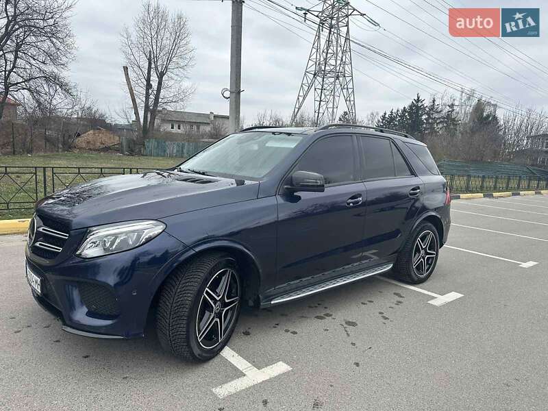 Mercedes-benz Gle-class (2016)