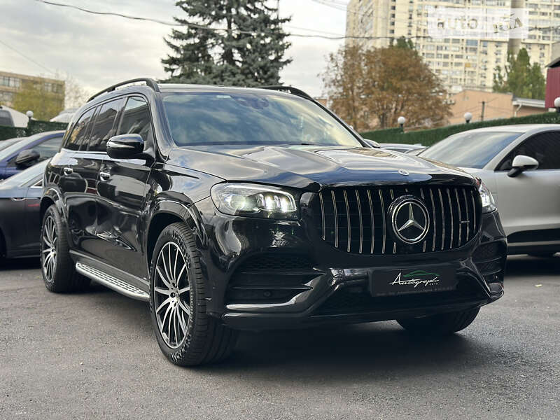 Mercedes-benz Gls-class (2021)