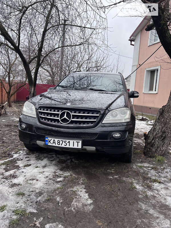 Mercedes-benz M-class (2006)