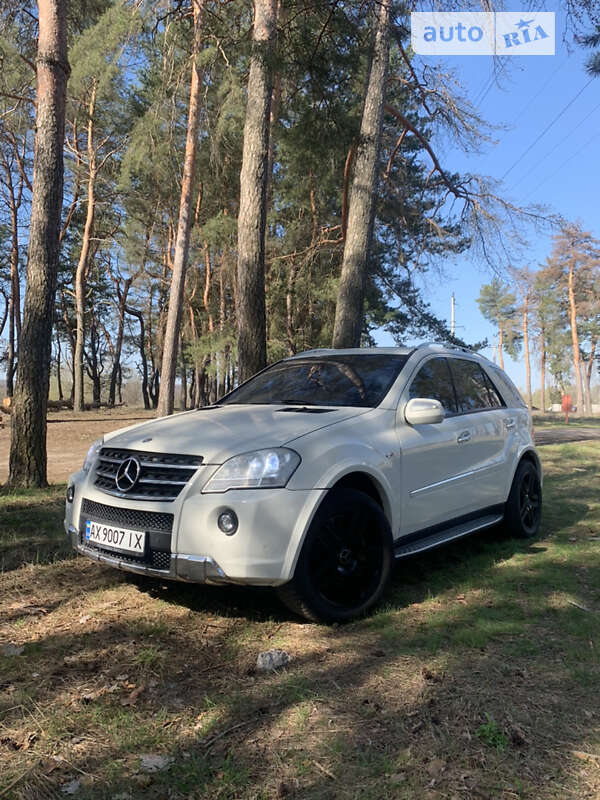 Mercedes-benz M-class (2008)