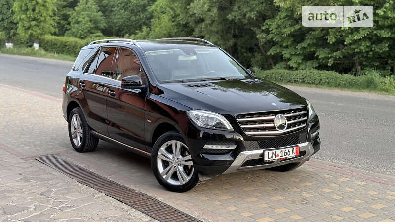 Mercedes-benz M-class (2012)