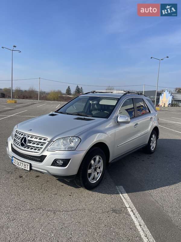 Mercedes-benz M-class (2008)