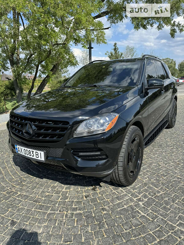 Mercedes-benz M-class (2015)