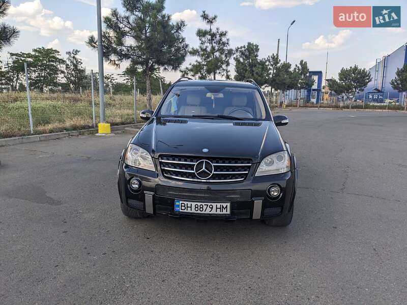 Mercedes-benz M-class (2008)