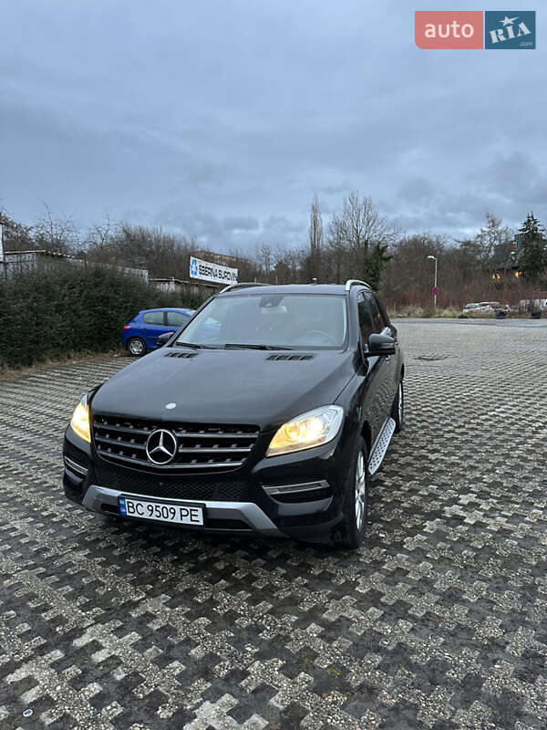 Mercedes-benz M-class (2014)
