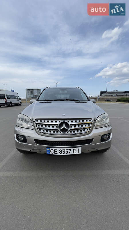 Mercedes-benz M-class (2008)