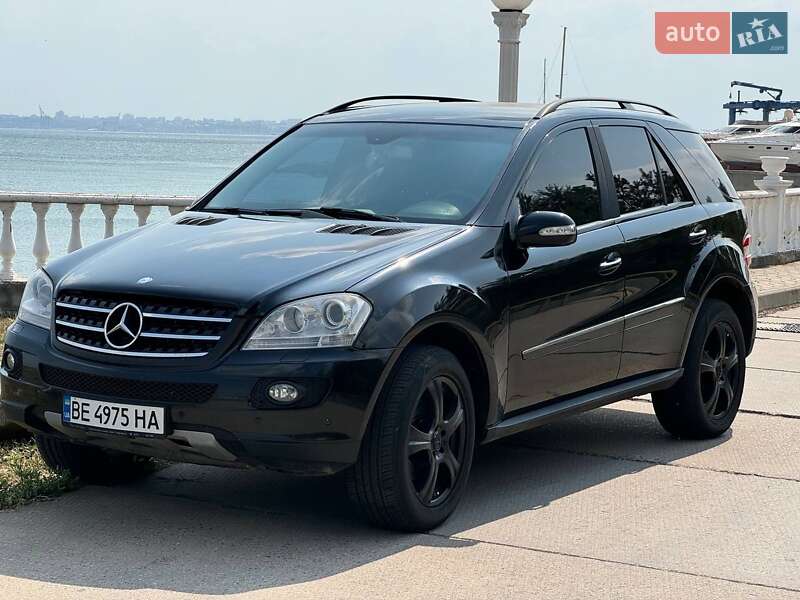 Mercedes-benz M-class (2008)