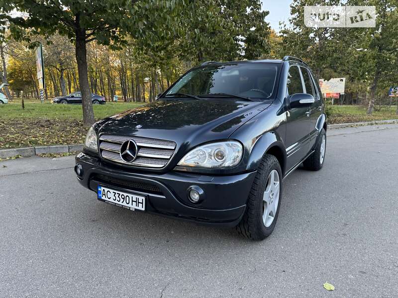 Mercedes-benz M-class (2001)