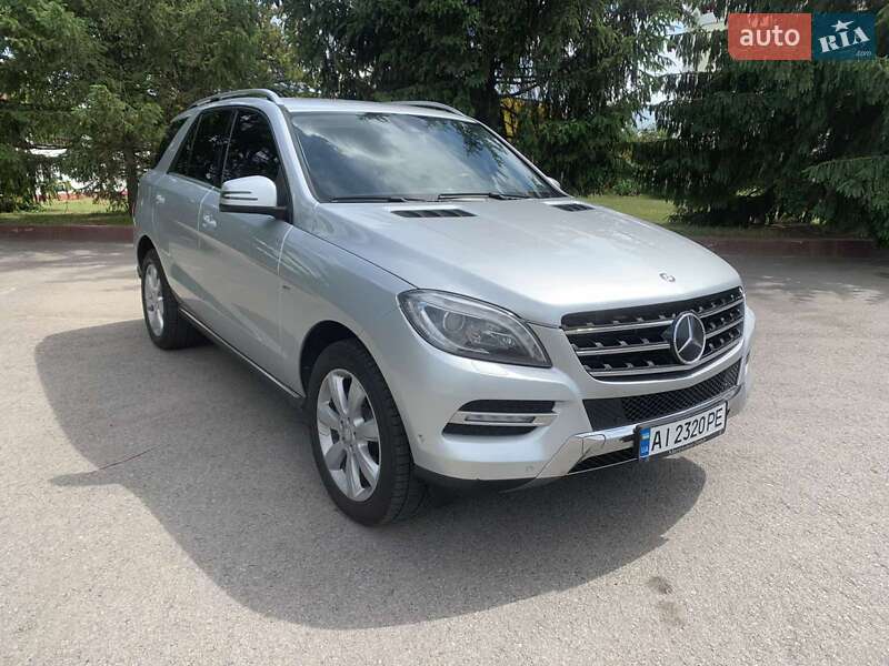 Mercedes-benz M-class (2012)