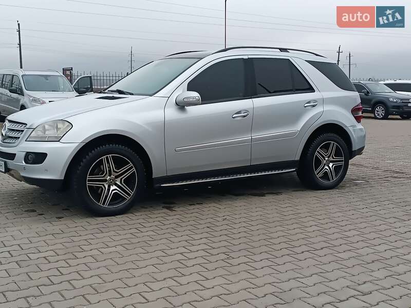 Mercedes-benz M-class (2007)