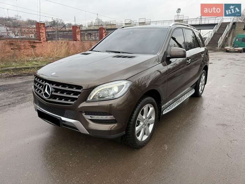 Mercedes-benz M-class (2012)