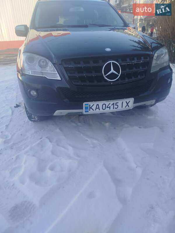 Mercedes-benz M-class (2008)