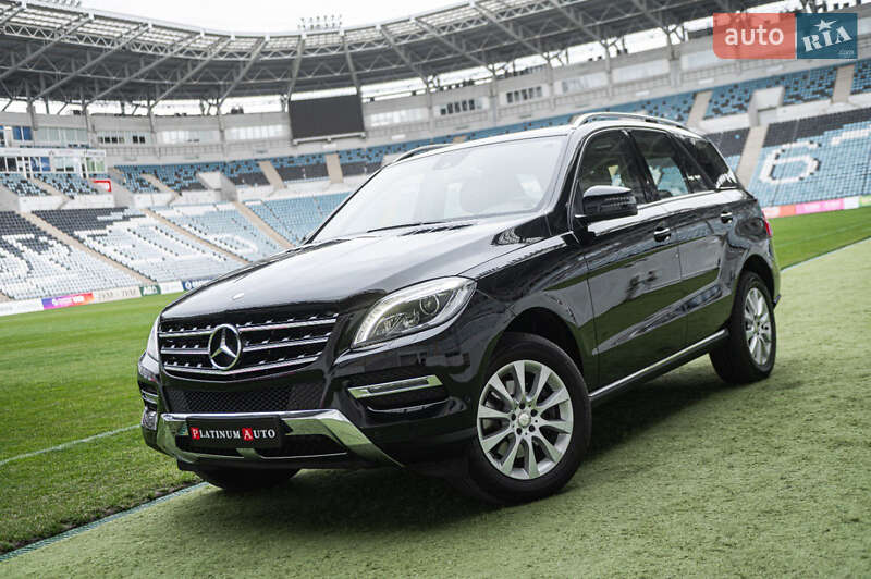 Mercedes-benz M-class (2015)