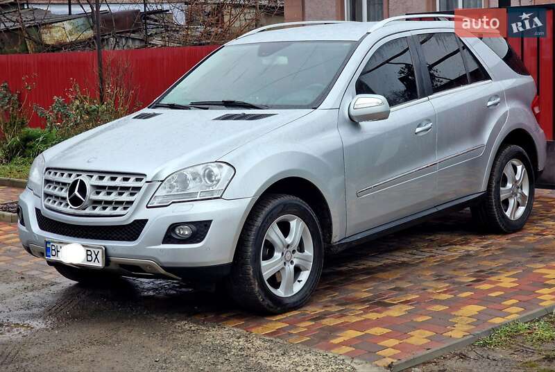 Mercedes-benz M-class (2008)