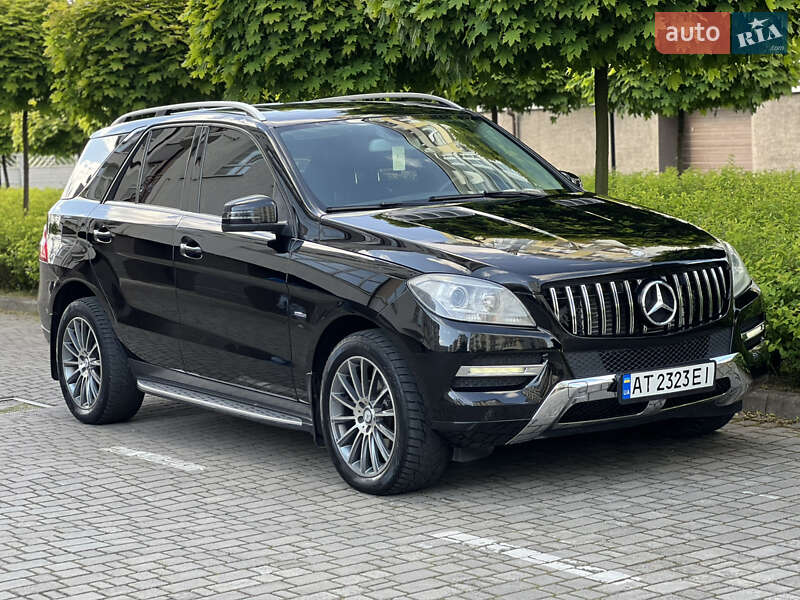 Mercedes-benz M-class (2011)