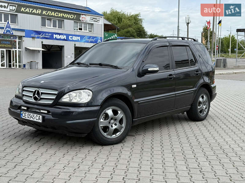 Mercedes-benz M-class (2000)