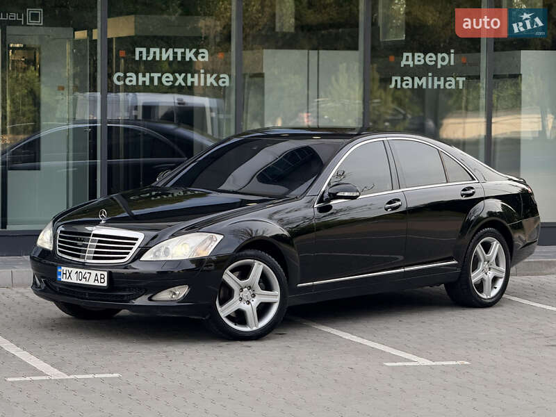 Mercedes-benz S-class (2008)