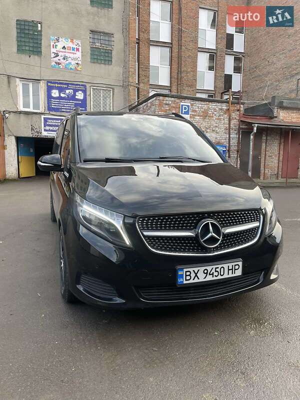 Mercedes-benz V-class (2016)