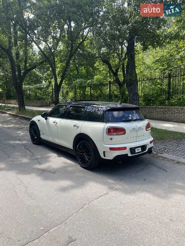 Mini Clubman (2021)