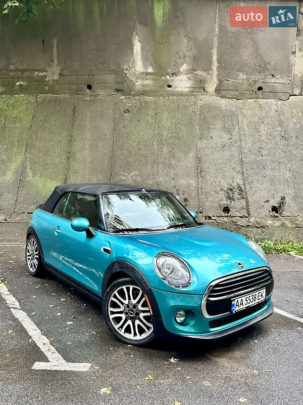 Mini Cooper (2016)