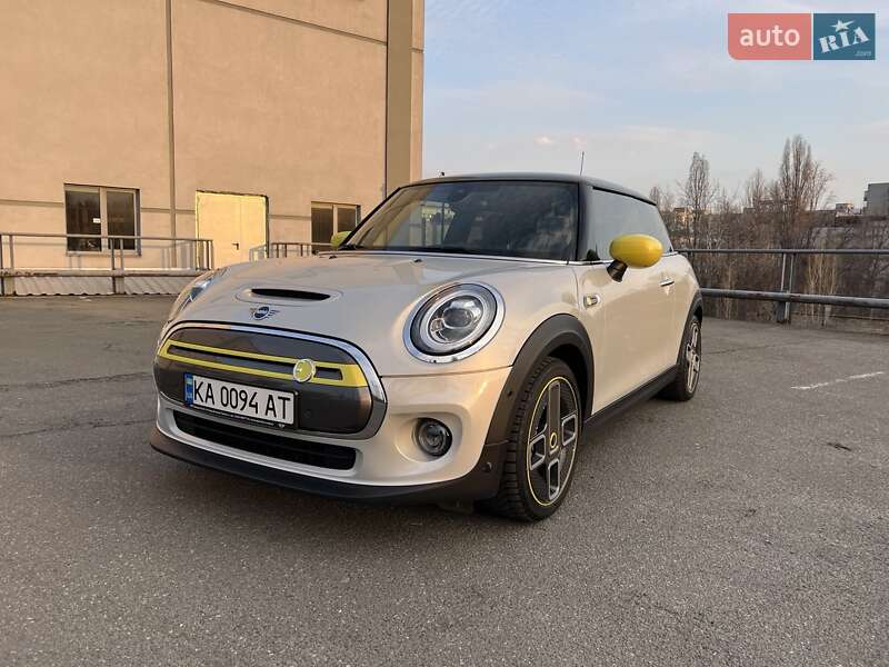 Mini Cooper (2019)