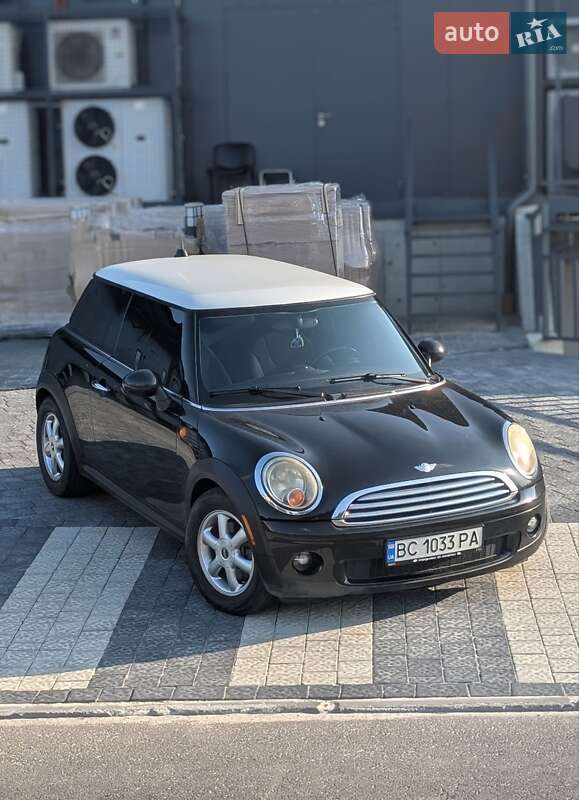 Mini Cooper (2009)