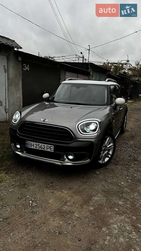 Mini Cooper (2018)