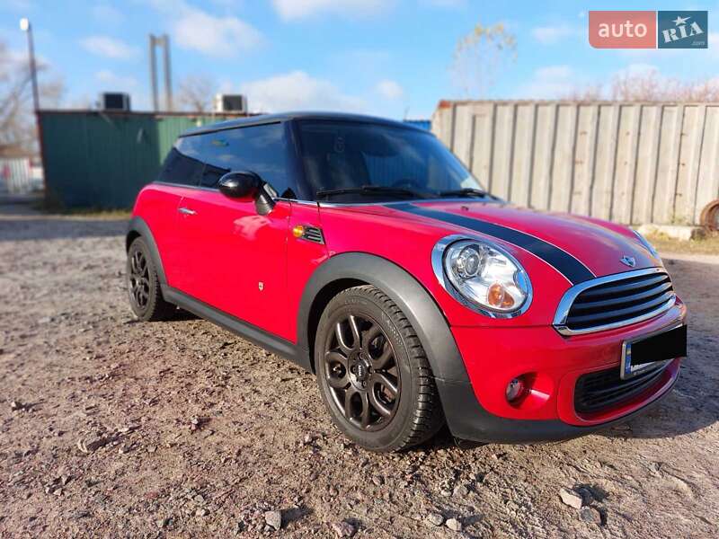 Mini Coupe (2013)
