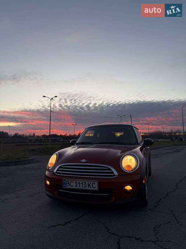 Mini Coupe (2011)