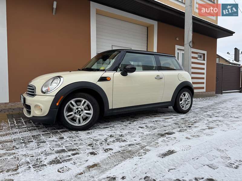 Mini Coupe (2013)