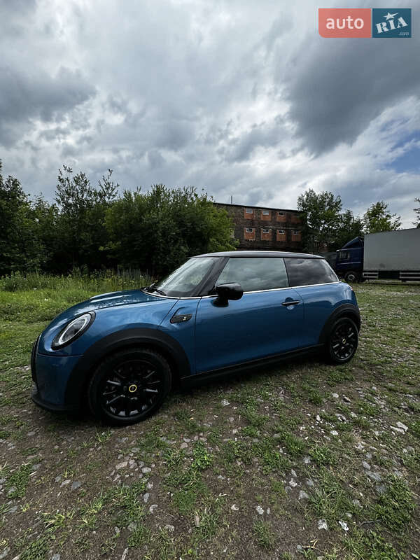 Mini Cooper se (2023)