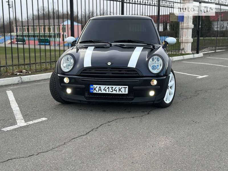 Mini Hatch (2006)
