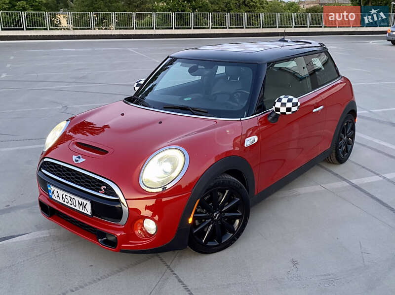 Mini Hatch (2014)
