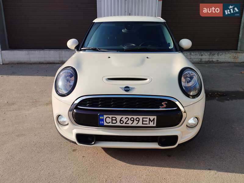Mini Cooper (2018)