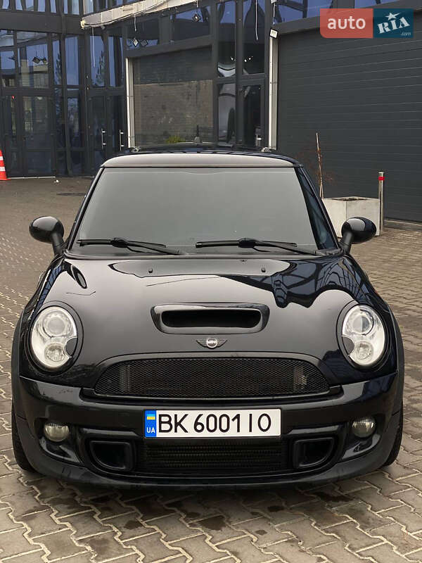 Mini Hatch (2012)