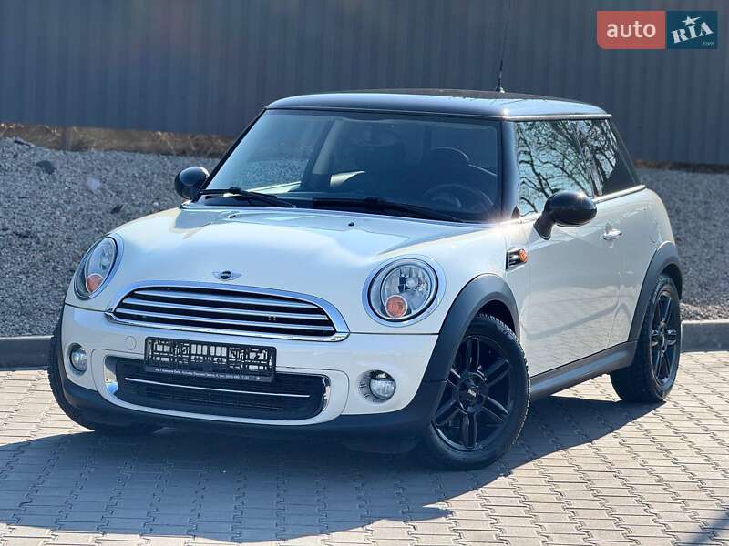 Mini Hatch (2012)