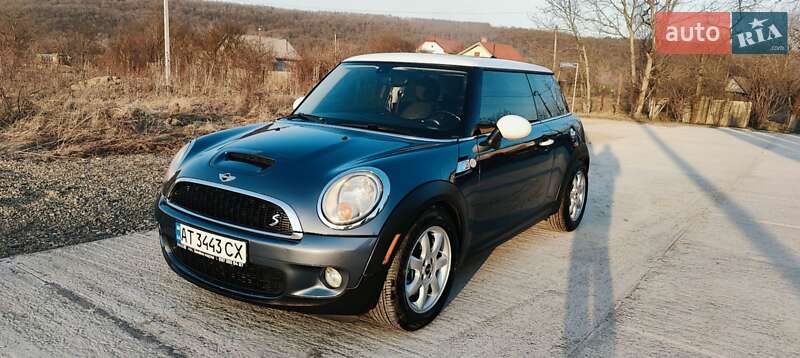Mini Hatch (2009)