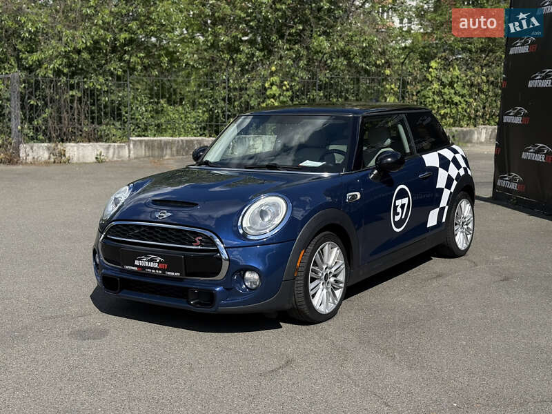 Mini Hatch (2014)