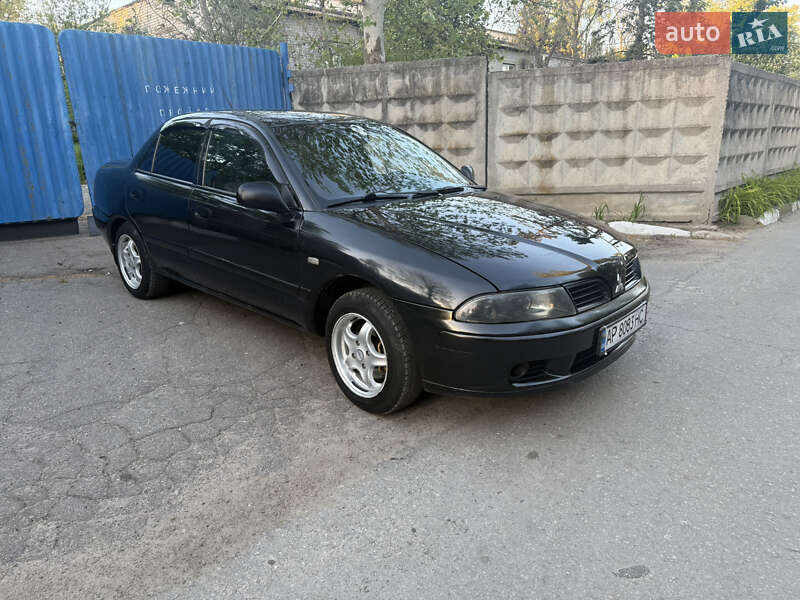 Mitsubishi Carisma (2003)