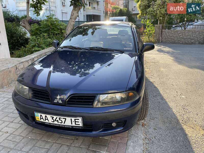 Mitsubishi Carisma (2002)