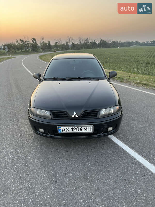 Mitsubishi Carisma (2003)