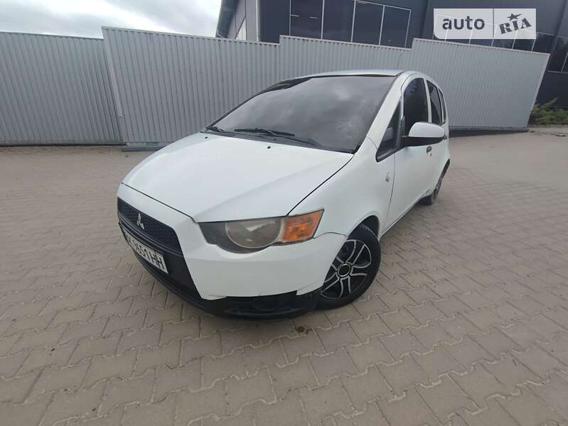 Mitsubishi Colt (2009)