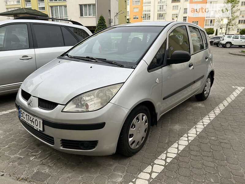 Mitsubishi Colt (2006)