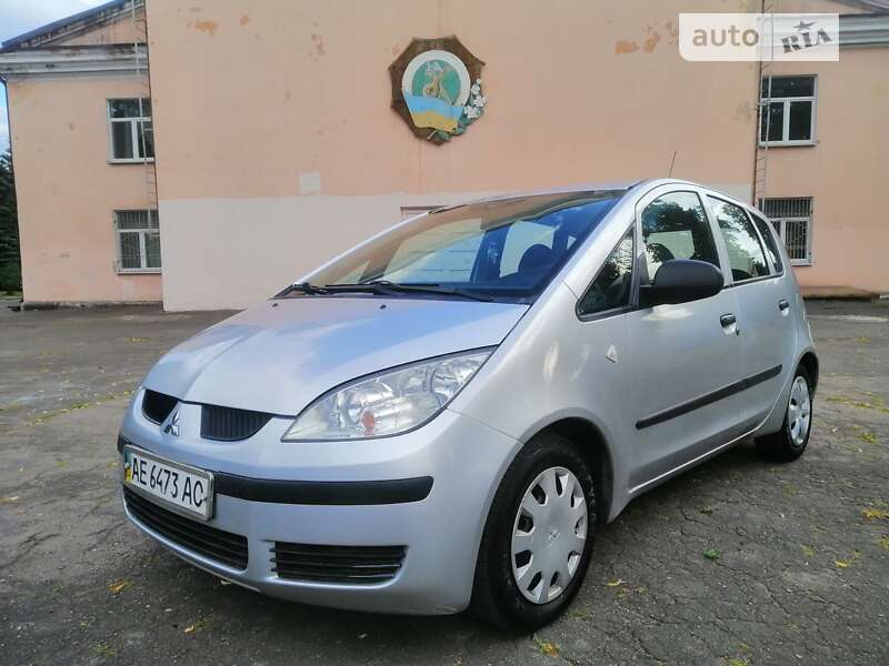 Mitsubishi Colt (2008)